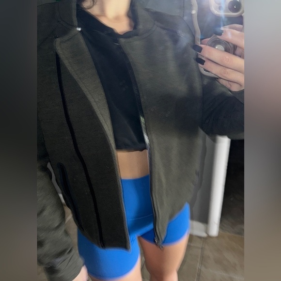 Nike jacket - Picture 4 of 6